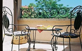 Porto Romano Guest House
